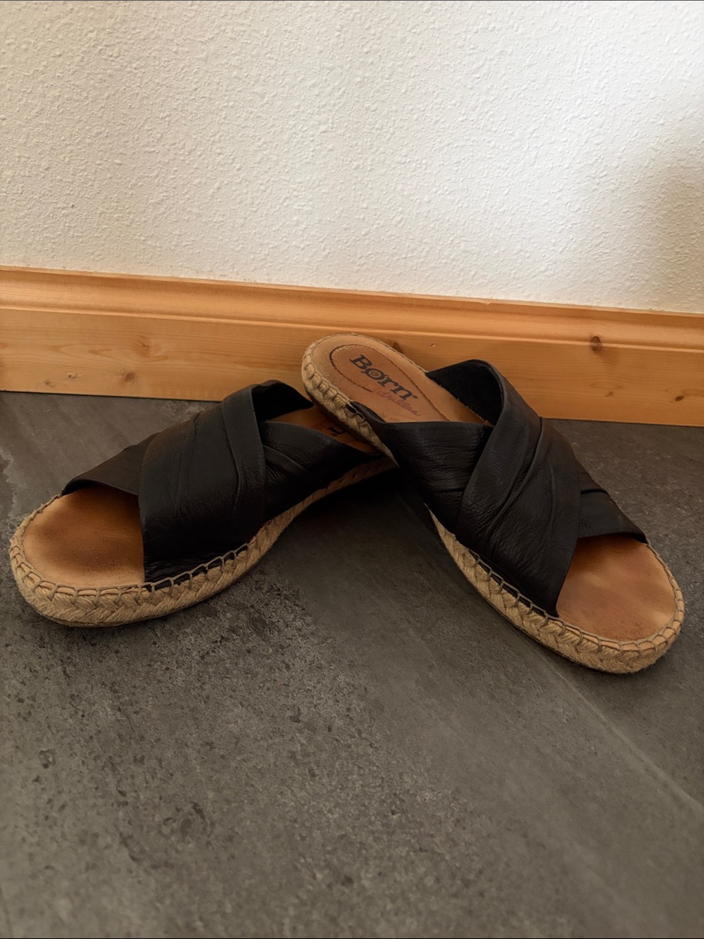 b.o.c. Black Leather Cross-Band Espadrille Sandals